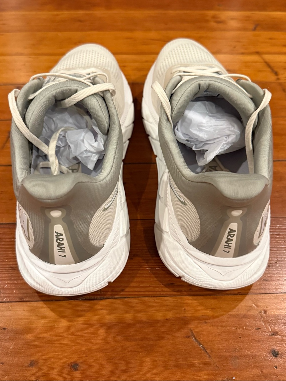 Men’s Hoka Arahi 7 size 14D - Picture 3 of 6